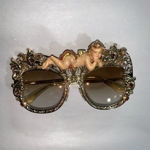 👋🏾SOLD👋🏾RARE! ltd ed 22 off 25 DOLCE&GABBANA baroque cherub sunglasses w/box